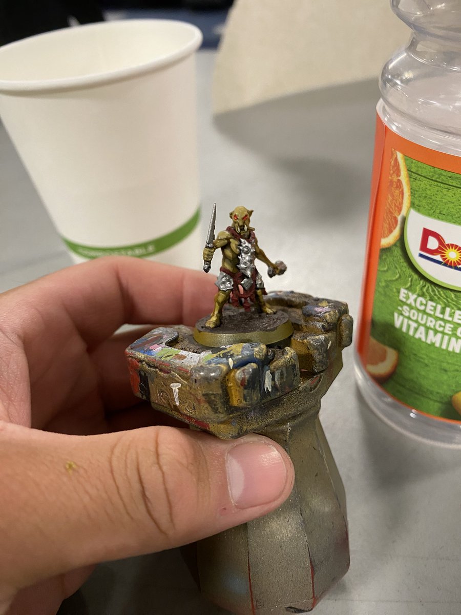 Man_Of_Wells's tweet photo. Orktober Day 30 (painting at the office) https://t.co/CWpiRgOV90