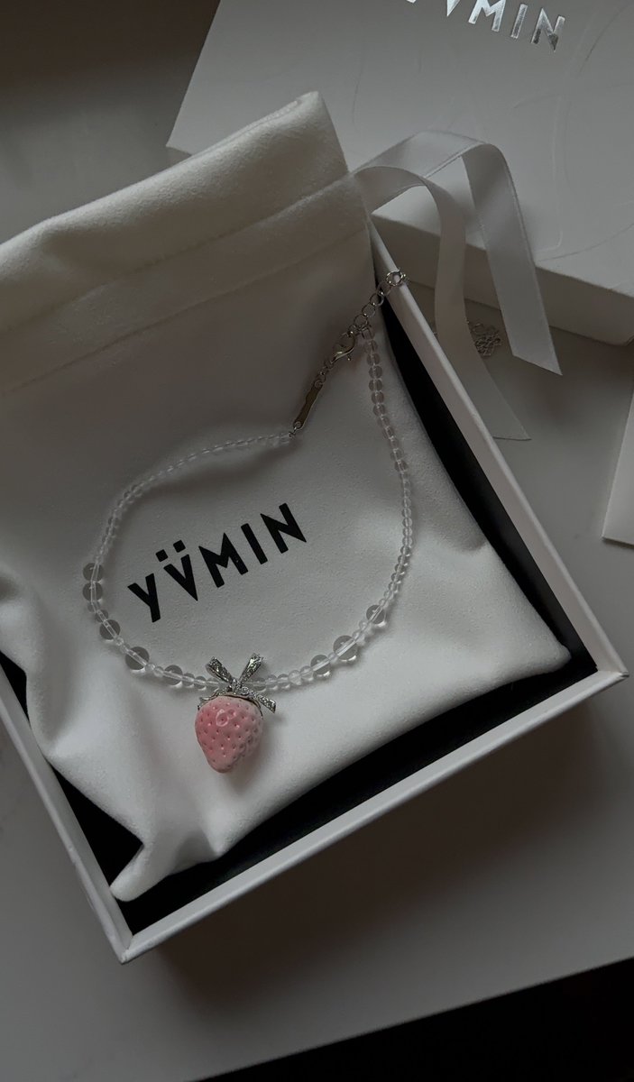 luxistired's tweet photo. 🍓 https://t.co/5wbNosTSAy