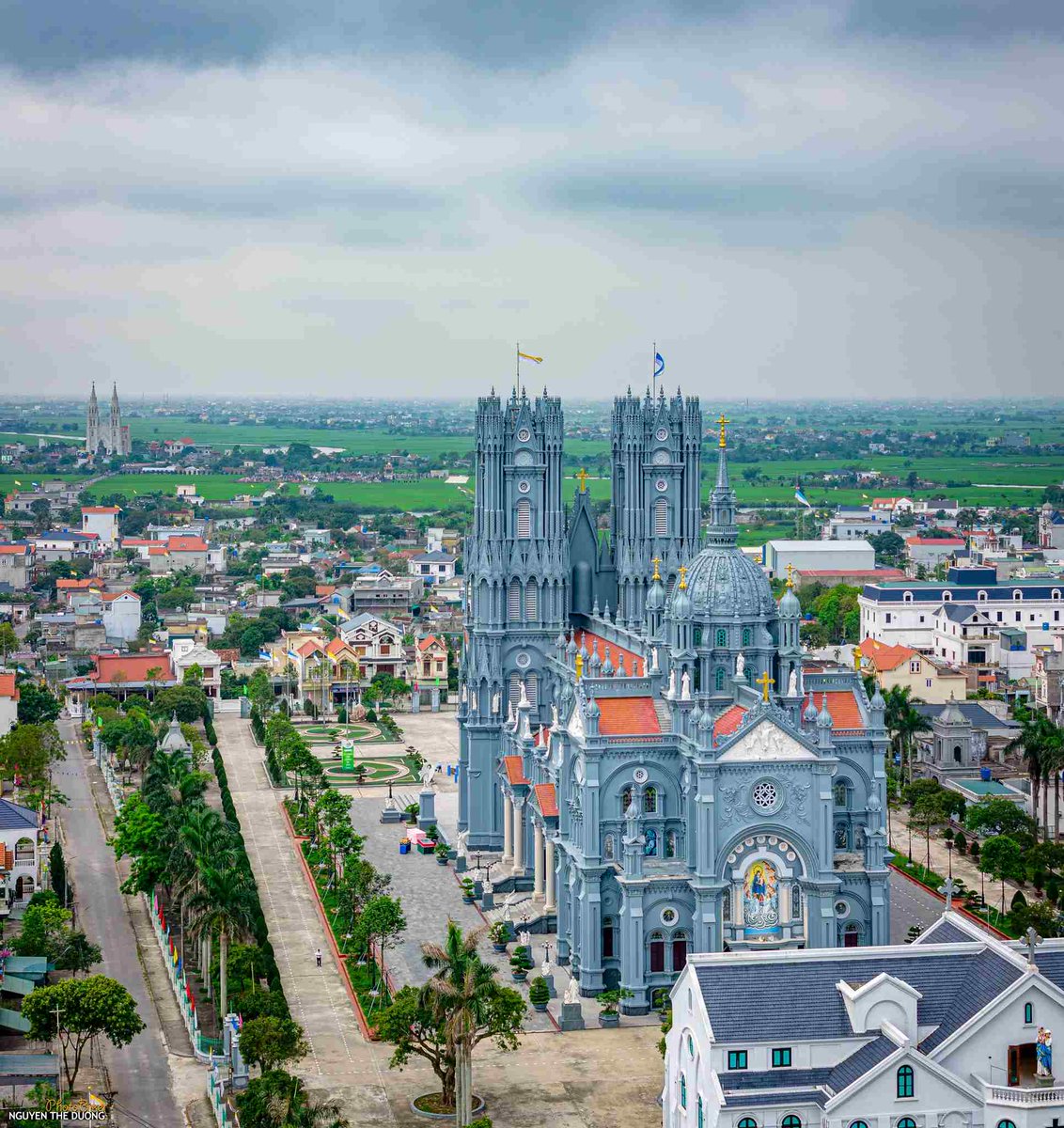 NoiTour56002's tweet photo. Not only a place for religious activities of local parishioners, Bac Trach Church (Hung Yen Province) is an attractive destination for tourists, especially those who love art and architecture.
Photo: Nguyen The Duong
#bactrachchurch https://t.co/VHRXuIqQLF