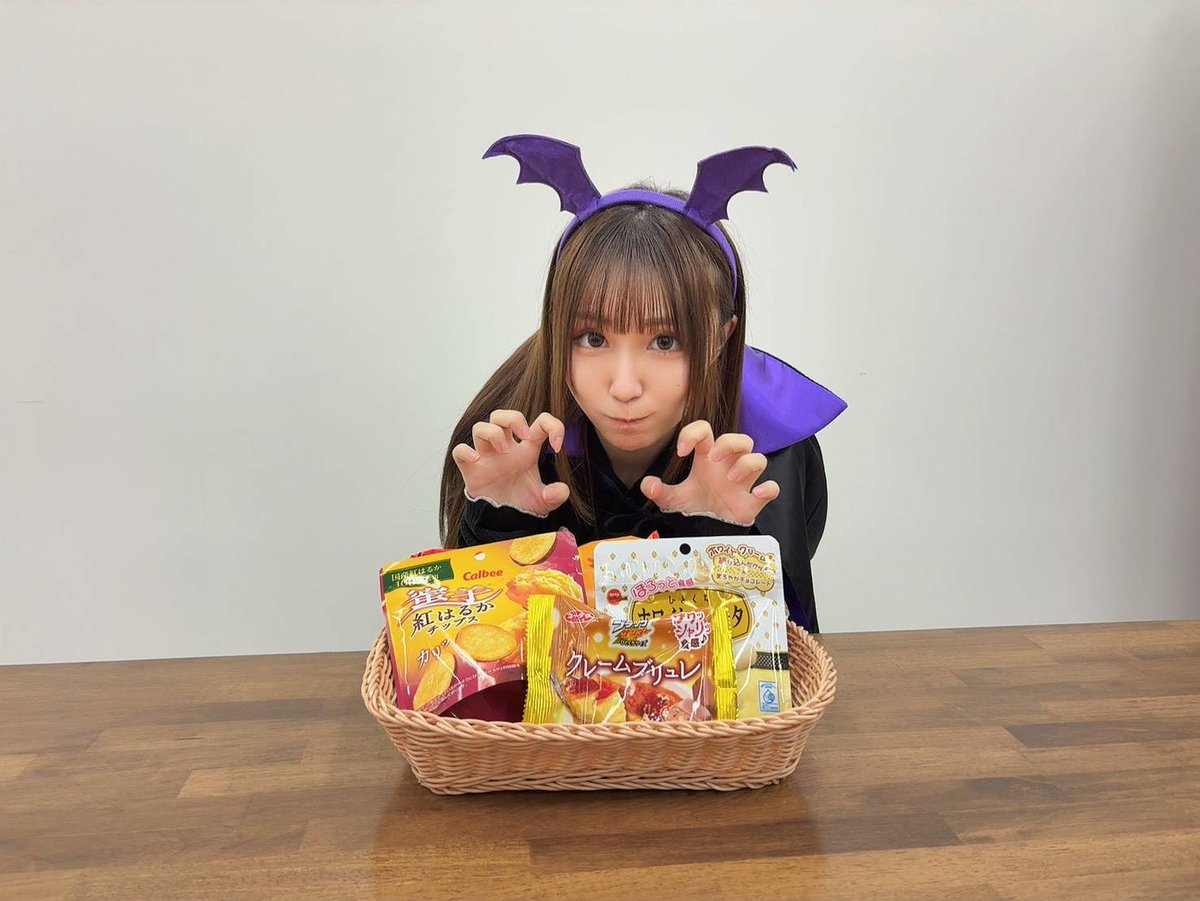 鈴木愛奈 クリアスタンド 3つ