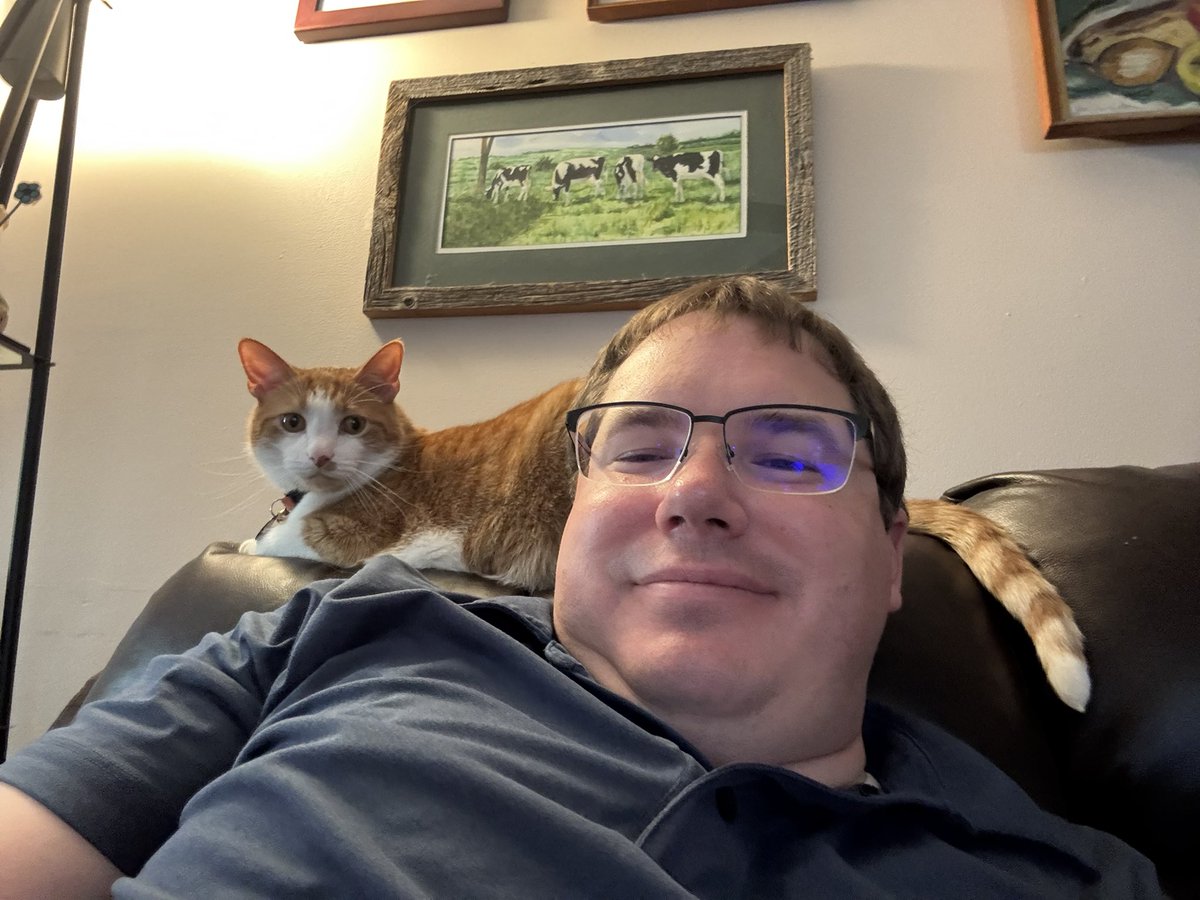 MarkForWI's tweet image. Want an easy way to support one of our Democrats running for State Senate? Stay in, get comfy, and stand up by donating to @mvsforwi at secure.actblue.com/donate/stayin_… #stayinstandup