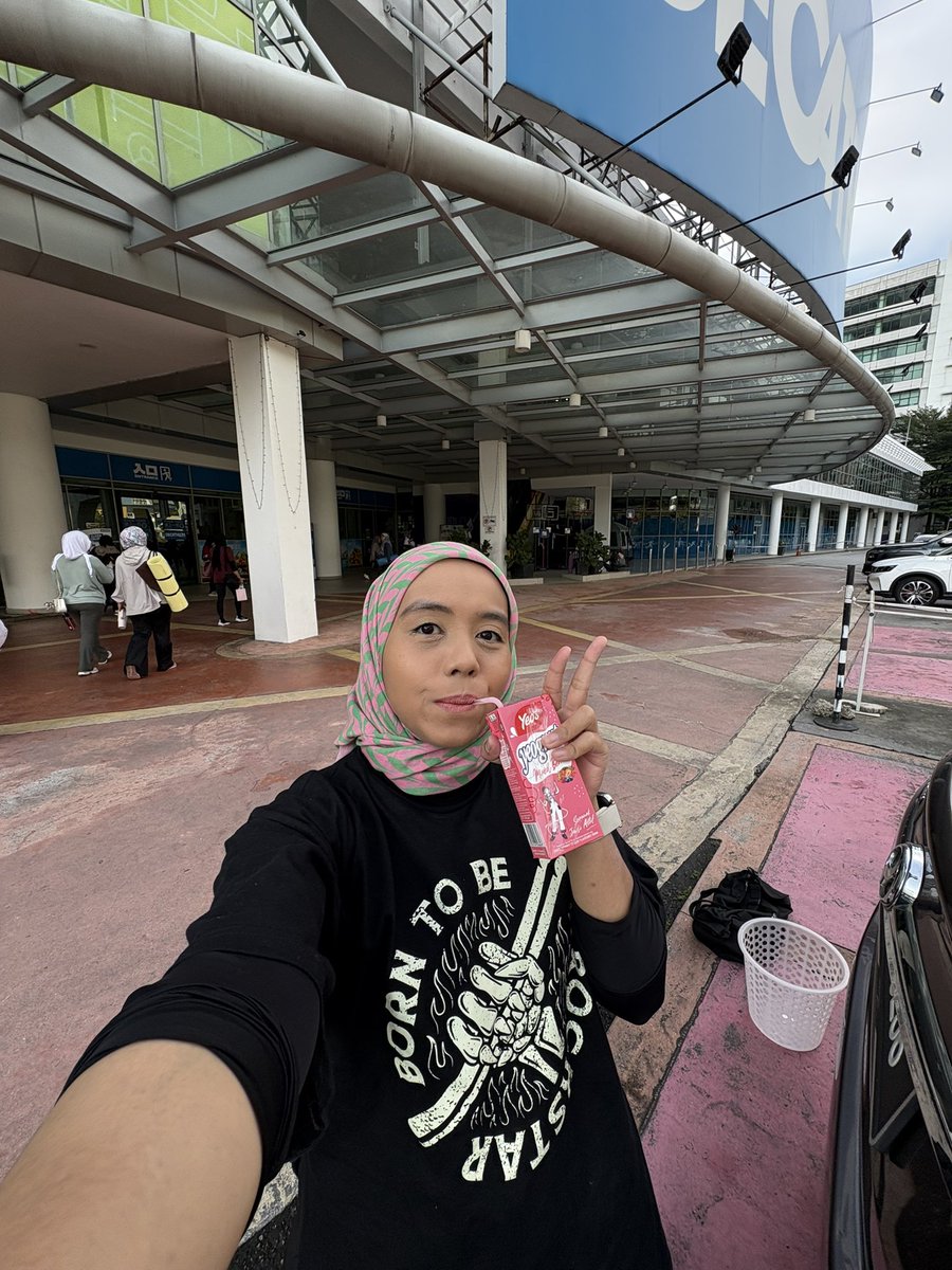 Air alasa perut sebelum pound mestilah Yeo’s Yeogurt. Sedap and memang function jadi alas perut

#yeosmy #gengyeogurt #seronokjadiaktif