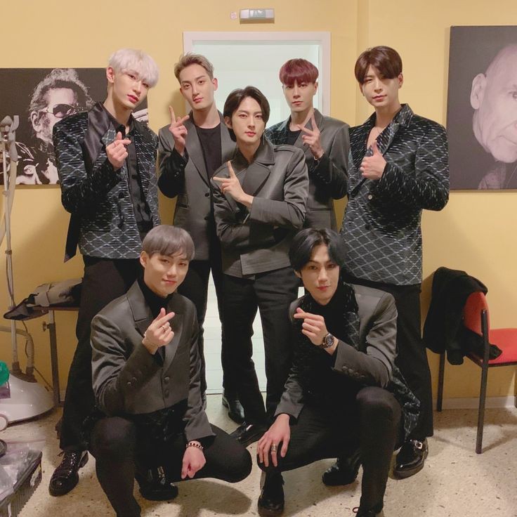 GeomyTM's tweet image. Happy 10th Debut Anniversary 

Los extraño mucho ❤️
#VAV l #브이에이브이 l  #뱀즈 l #VAMPZ l 
#Vampzhouse #vavkpop 
#kpop #idolkpop #브이에이브이vav