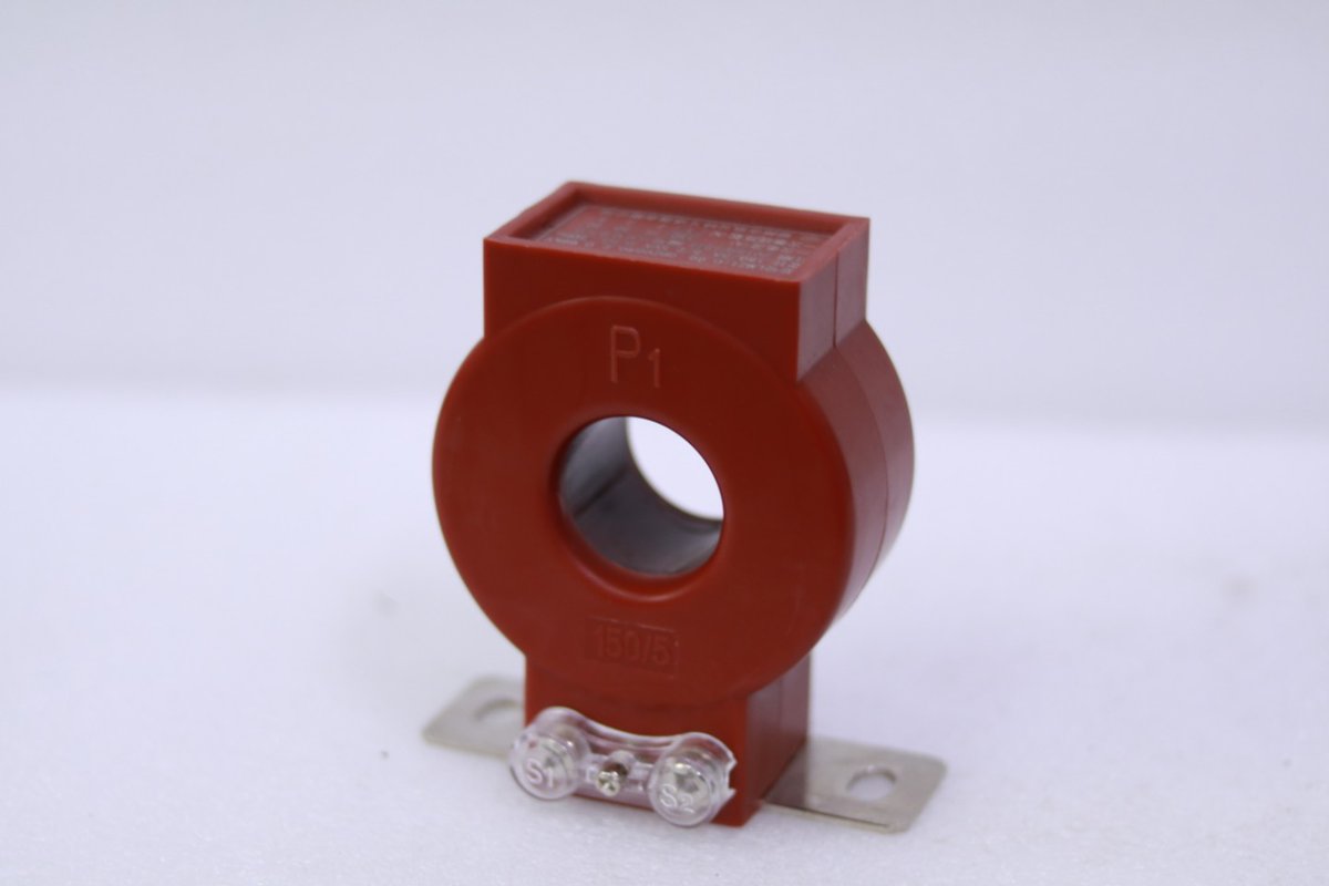 kbtelec's tweet image. ⚡ LMZ1-0.66A Current Transformer — epoxy resin cast, fully enclosed design for 0.66kV AC systems.
Delivers accurate measurement, strong insulation, and reliable indoor performance under harsh conditions.
#CurrentTransformer #PowerMeasurement #Innovation #Energy #MadeInChina