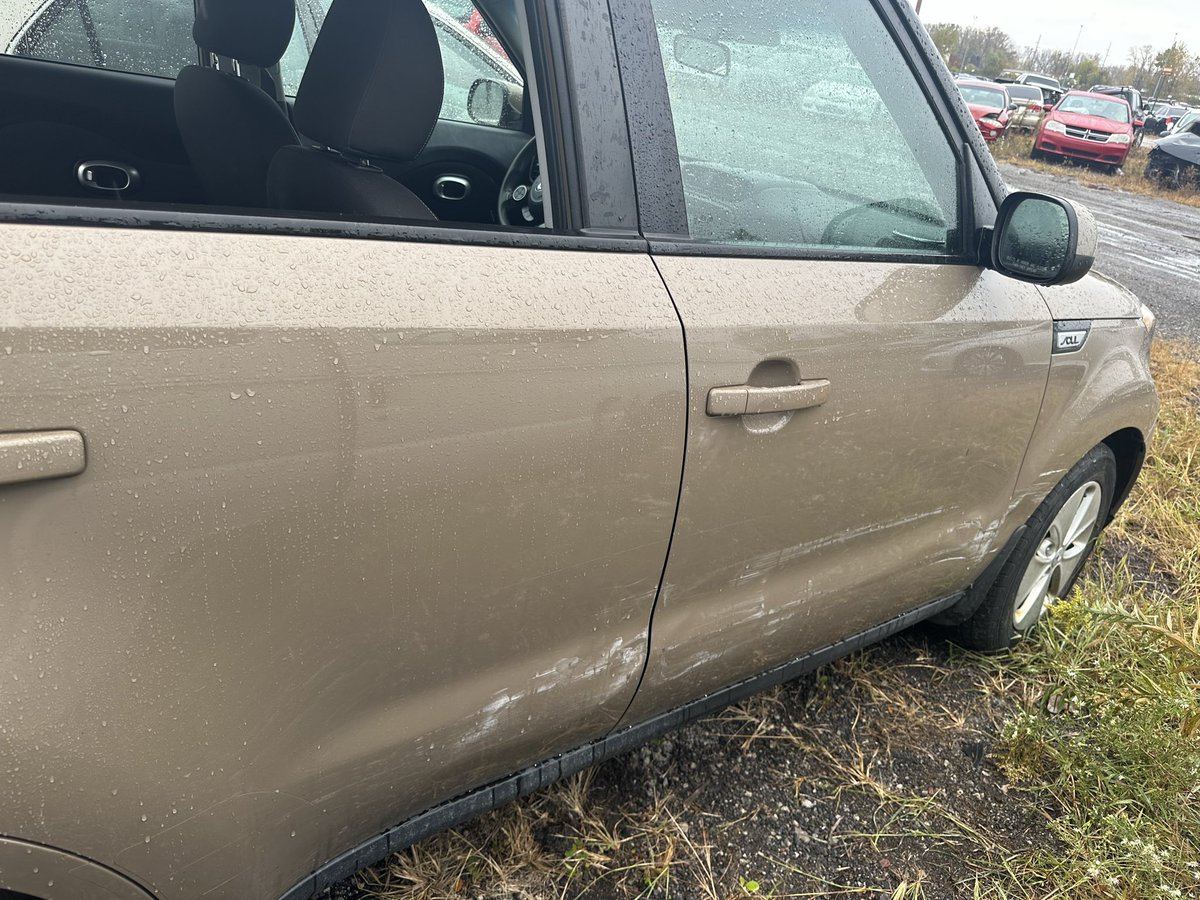 TactQueen's tweet image. My poor car. I got to see it today and everything is gone.