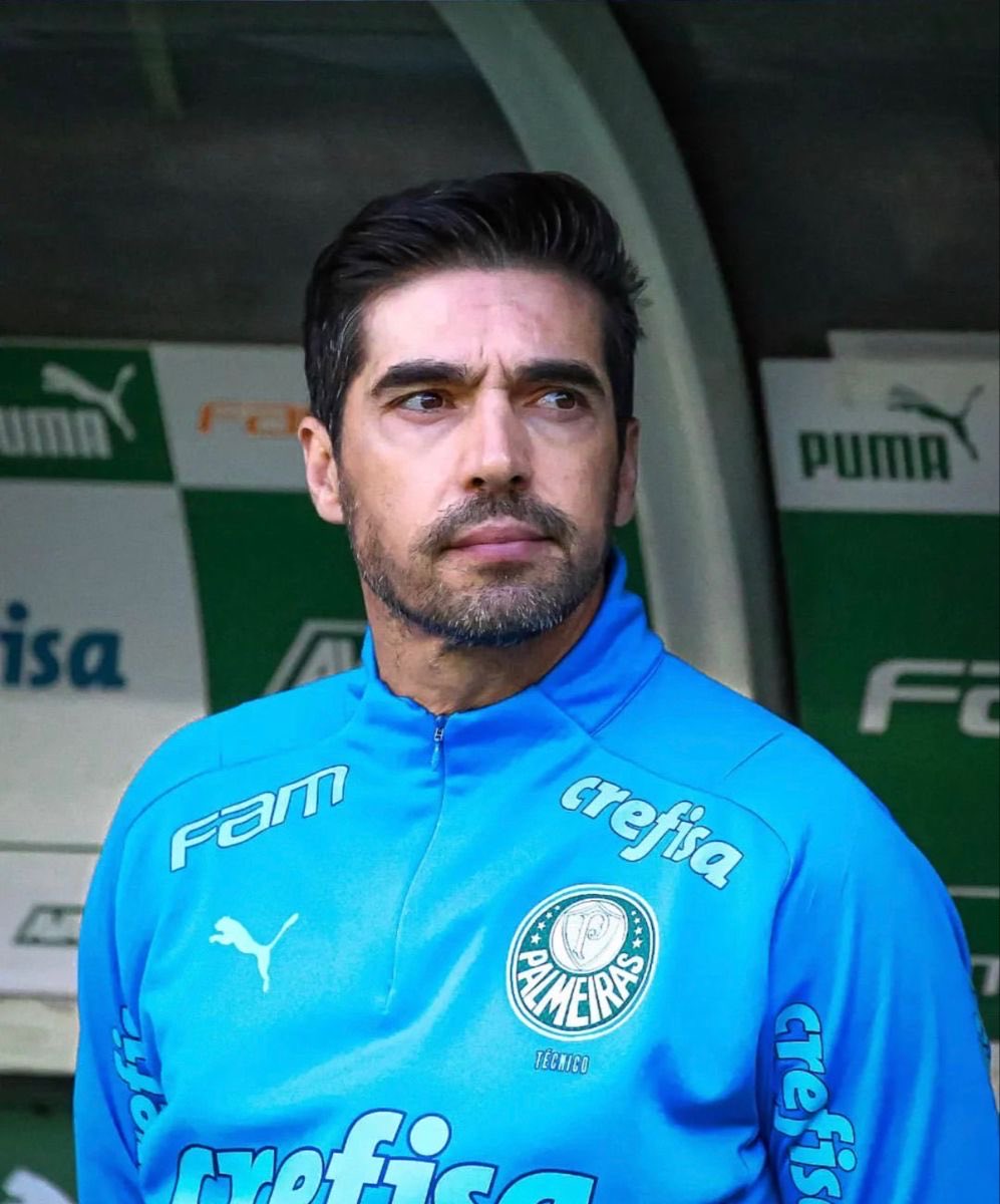 “90 minutos é muito tempo no Allianz Parque para quinta-feira. Preparem-se para uma noite mágica.”

Abel Ferreira no jogo do ida depois de perder por 3 x 0.

Esse cara tem uma pika gigantesca.