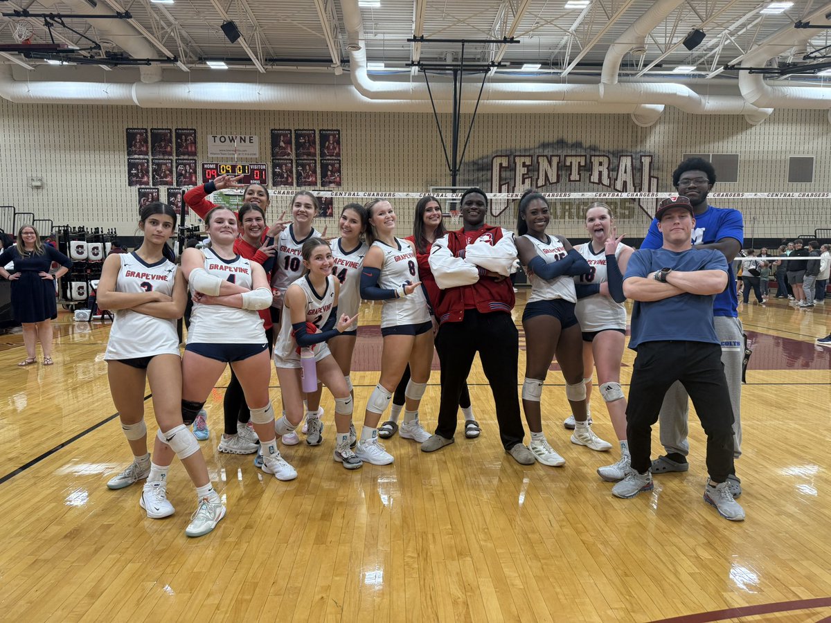 cedric_hicks2's tweet image. So happy and so proud to watch our @VBGrapevine beat Azle to move onto the next round of playoffs @coachrsmith12 @coachjjohnson9 @GHSFBBooster #stangcomp106