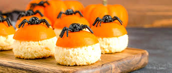 moothemousecat's tweet image. speaking of spiders (which arent all bad as i like to chase them) #nipclub