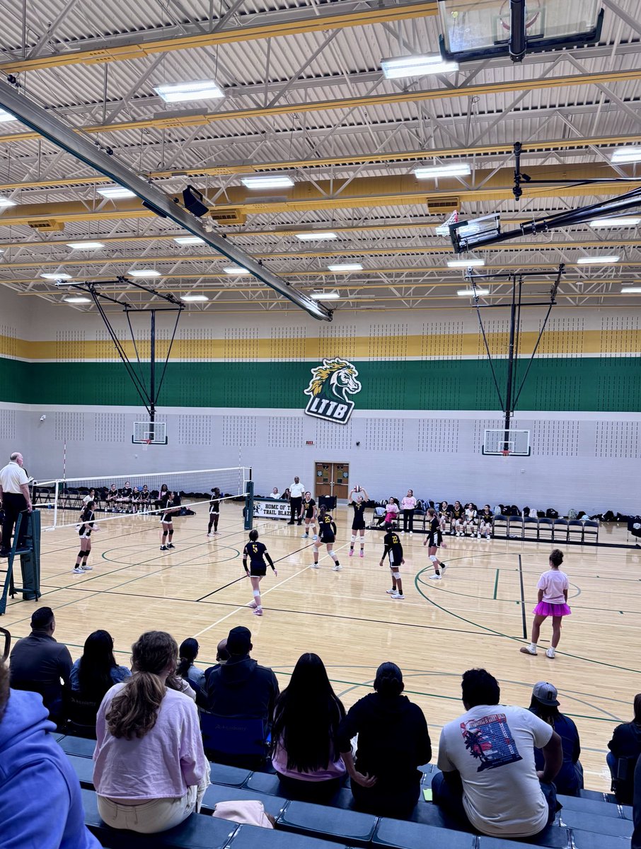 My 7th grade girls with the sweep!! ❤️🏐