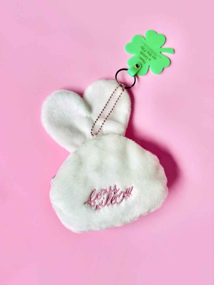 foxy illustrations 206×90cm　うさぎ タオルケット foxy illustrations 206×90cm うさぎ タオルケット