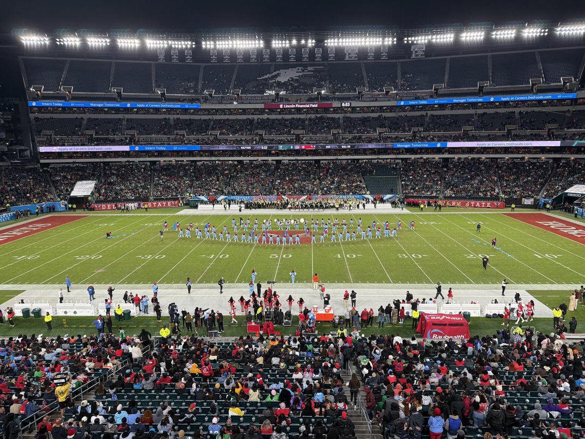 Ike58Reese's tweet photo. 😎 @DelawareStateFB 🔥🔥🔥 #WeInTheBuilding #FlyEaglesFly https://t.co/uwdN95b7As