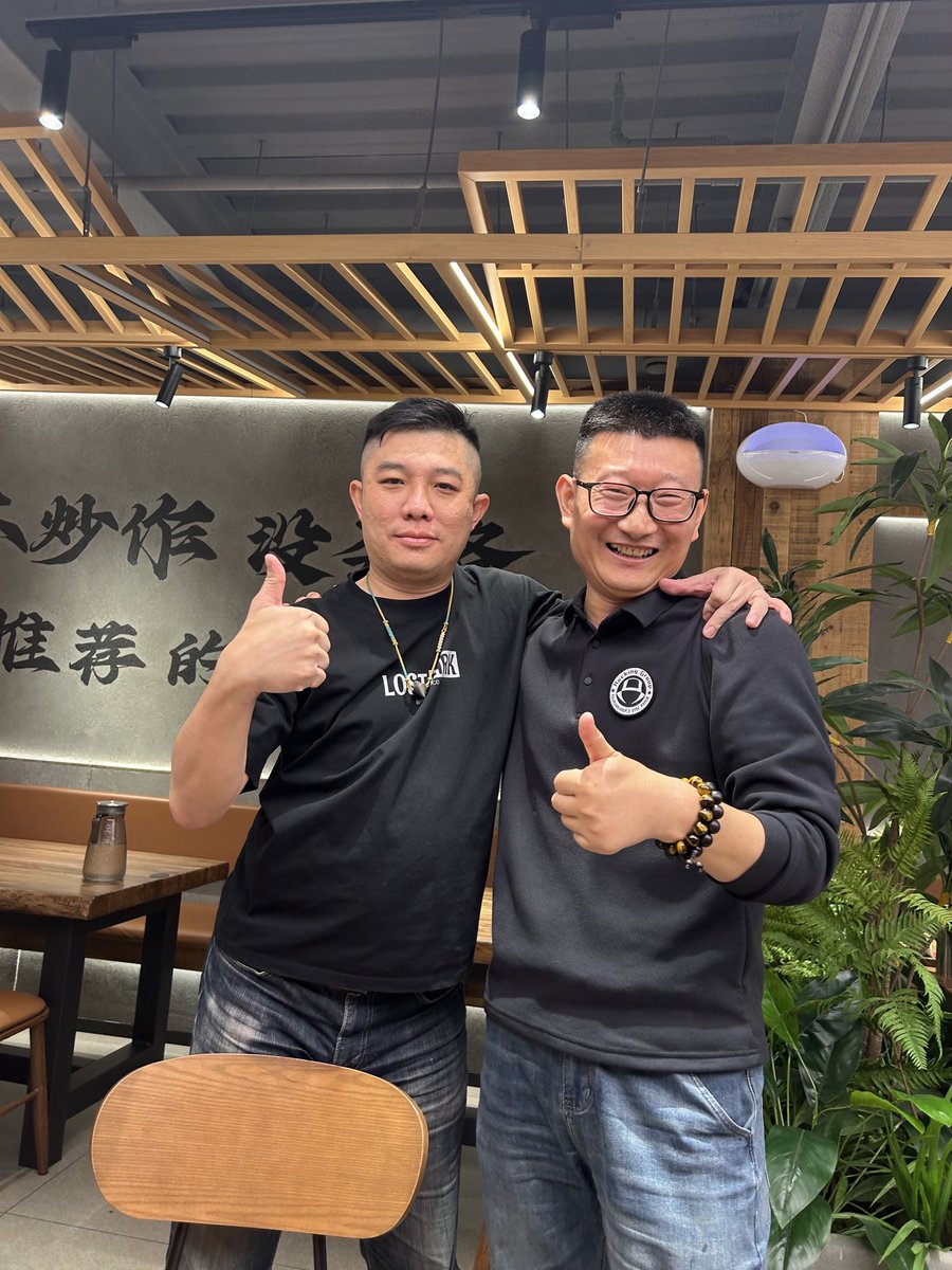 HackingGroup tweet media