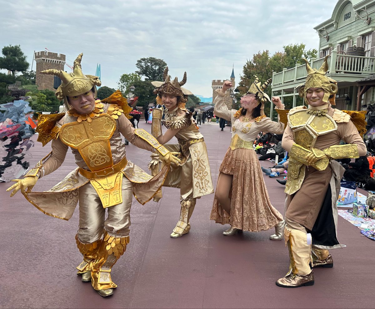 ちなみに、黄金像(推しポーズVer.)もあります⚜️