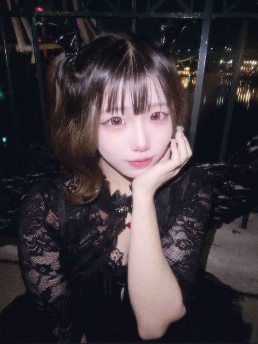 👻𝓗𝓪𝓹𝓹𝔂 𝓗𝓪𝓵𝓵𝓸𝔀𝓮𝓮𝓷🎃