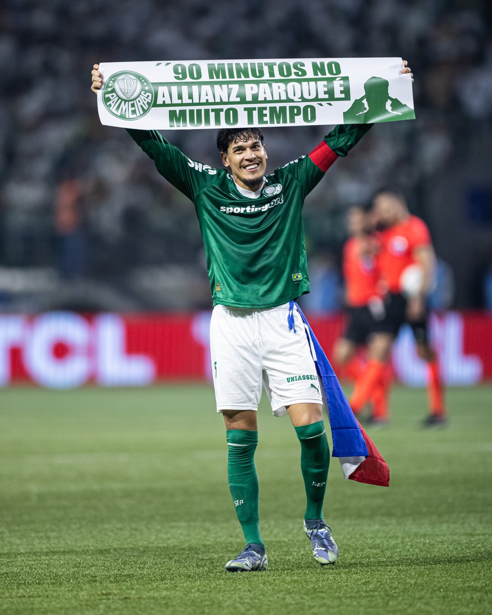 LibertadoresBR's tweet image. 🇳🇬⭐ O time da virada em mais uma Final! 

#GloriaEterna @Palmeiras