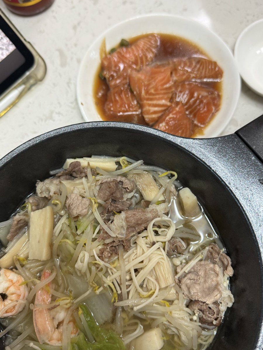 김똑디 tweet media