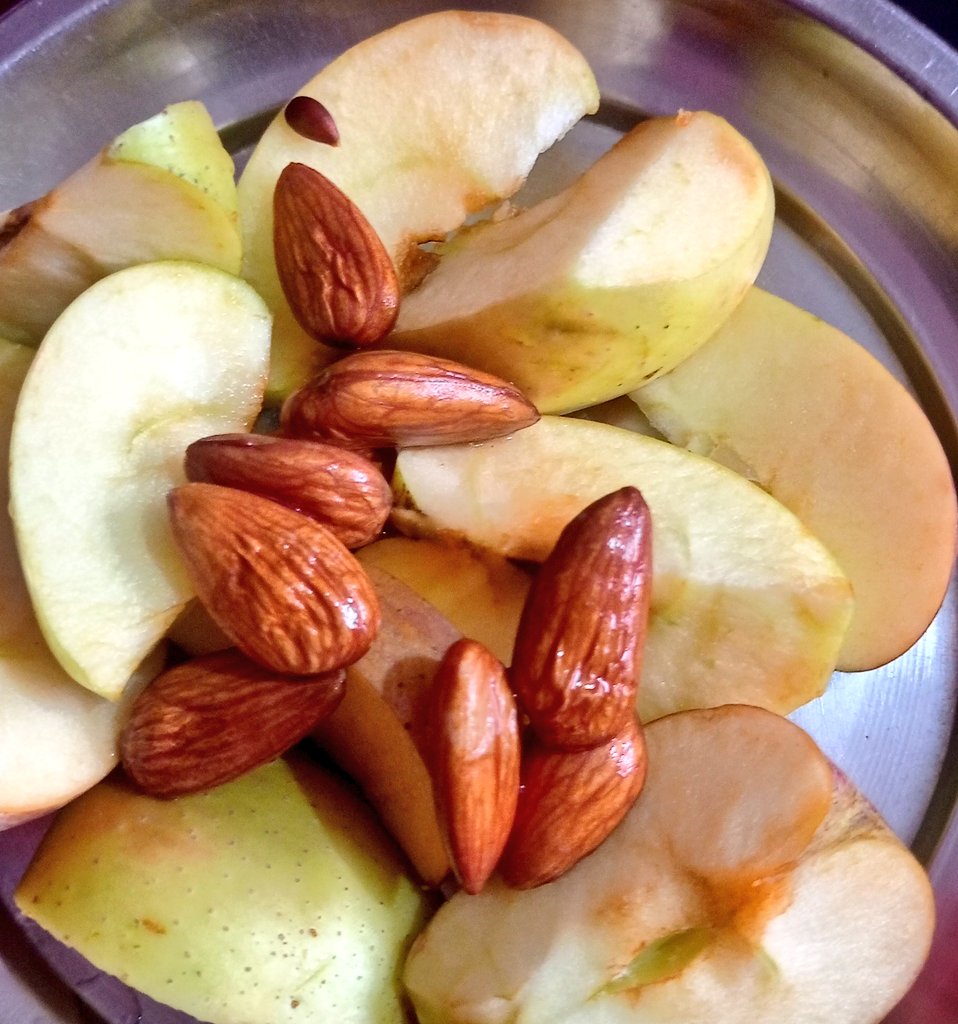 iBhumihar_Girl's tweet image. अपना तो हो गया पेट पूजा....