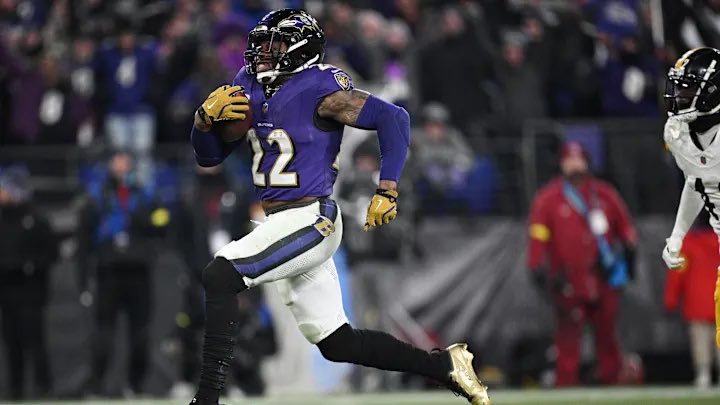 SVirsoh's tweet image. BANG ITTTTT 🥱🥱🥱

Derick Henry over 90.5 rushing yards ✅✅✅

We knew Ravens would win, we knew if they were up they would run, and we knew Derick Henry would CRUSH Miami tn!!!
#SweatFree #NFL #RavensFlock #Discord #CashIt
