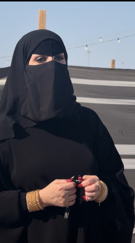 lilamgidi's tweet image. في مرحلة من عمرك ستعرف 
أن الاحترام اهم من الحب والتفاهم اهم من التناسب
 والثقة اهم من الغيرة 
والصبر أعظم دليل للتضحية
وان الابتعاد عن المشاكل 
لا يعنى الضعف بل يعنى انك أكثر قدرة على الاستمتاع بحياتك 
وعندما تصفح 
فــ أنت لا تغير الماضي 
بل تصنع الفرق فى المستقبل
جمعة مباركة