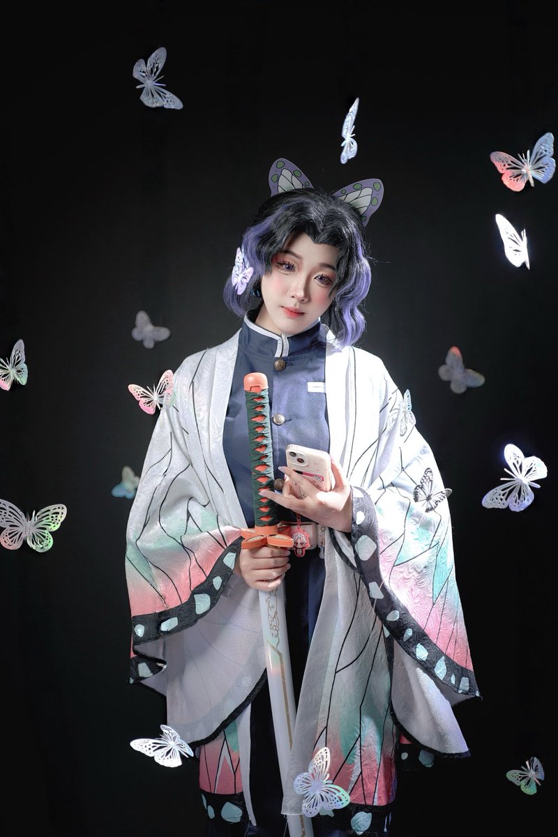 แล้วรูปที่ชอบที่สุดคือรูปที่ตากล้องบอกขอลองแสงก่อนนะ กี้ก็เต็มที่เลย เอาโทรศัพท์เข้ามาทำไม🫩