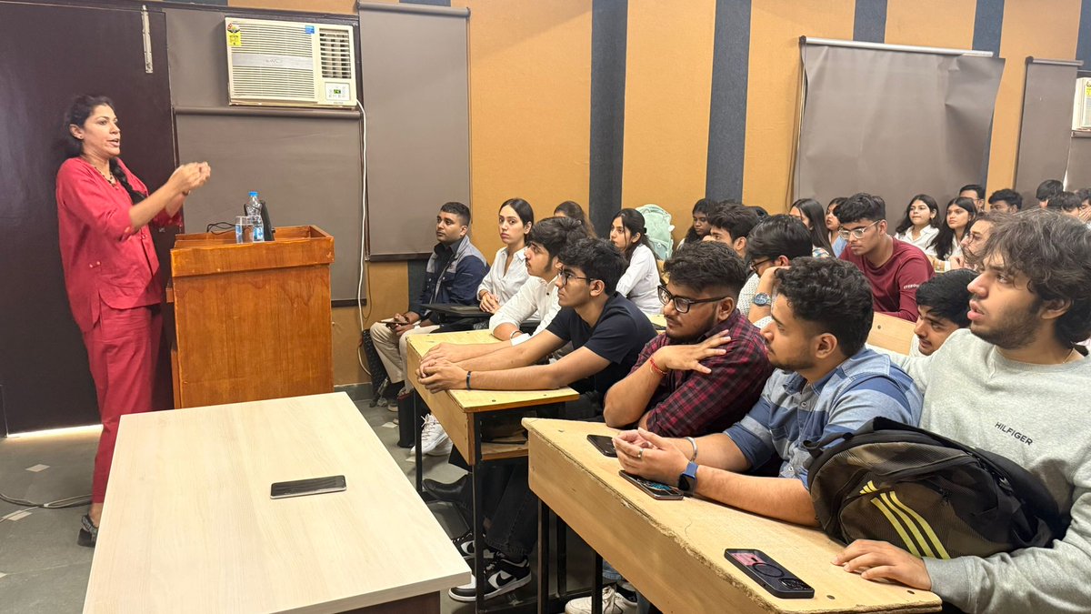 jimsljptweets's tweet image. BBA department organized a workshop on “Cybersecurity: Journey of Tech in Business”
conducted by Ms. Shikha Sachar, Senior IT Consultant dated 29th October 2025 for semester 3 and 5 students.

#CyberSecurity #Techbusiness #workshop #BBAJIMSVKII