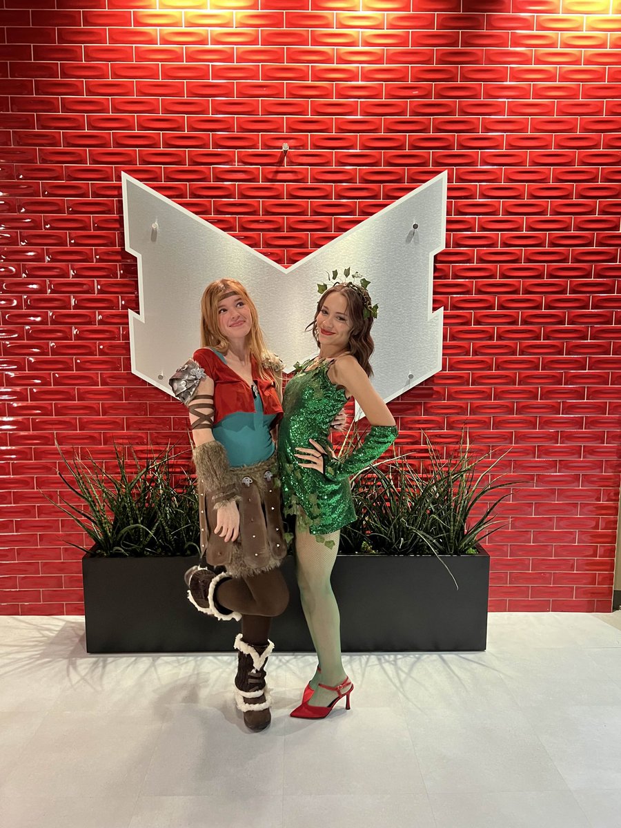 happy halloweeennnnnn