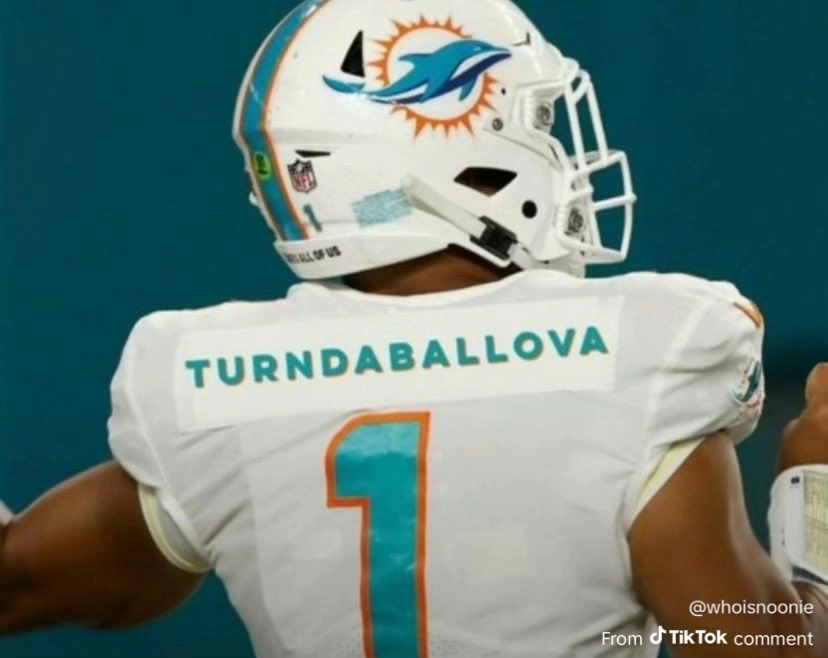 HighEndCards tweet media