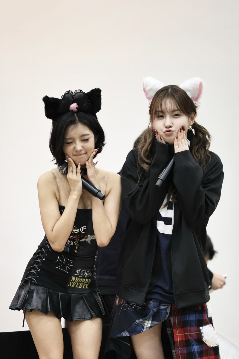 RT @kana_dayeon: 2025.10.28 TRINITY全員サイン会 チェダズ