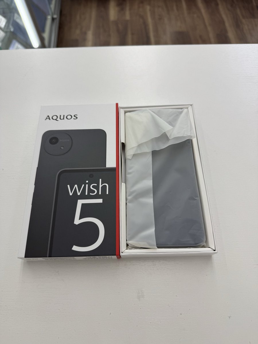▼週末SALE品▼11/1(土) 11:00～
【店舗＆オンラインストア】※180日保証※
＼AQUOS wish5 SH-52F／
未使用品64GB
税込20,800円 ⚠️10台限定⚠️

※こちらのキャンペーンは売り切れ次第、終了となります。
※ オンラインストアでは本日より、店舗では明日より販売開始いたします！