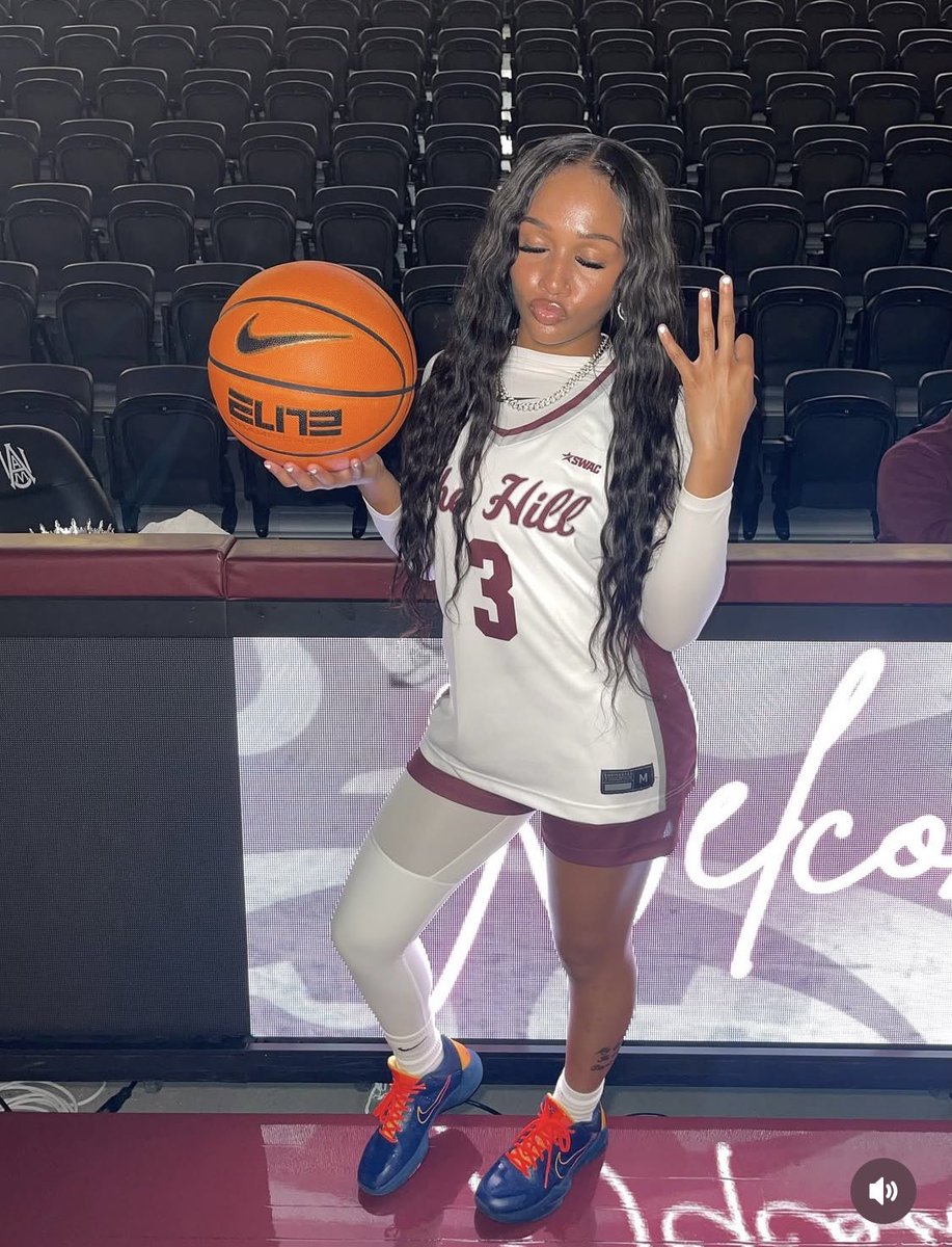 WimberlyVanessa's tweet image. 6 days from tip off 🏀#rookieseason #BIGENERGY #aamuwbb #aamu #collegebasketball
