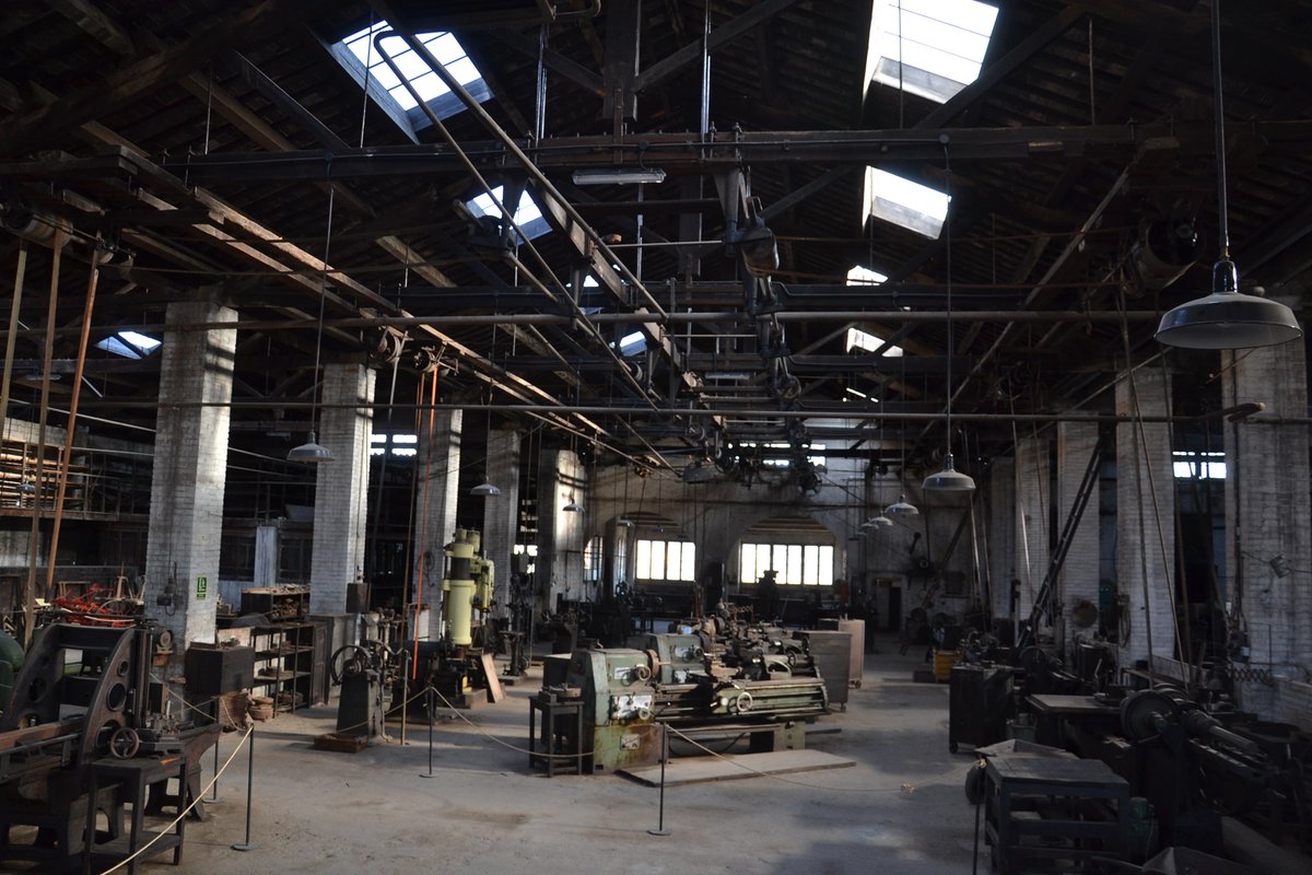 🏭 La fàbrica J. Trepat va liderar la transformació del camp català al llarg del s XX amb la seva maquinària agrícola.
🔨 Descobreix el <a href="/MuseuTrepat/">Museu Trepat</a>, que mostra l’antic departament comercial, oficines i les cinc primeres naus que integraven la fàbrica.
📲 museutrepat.cat