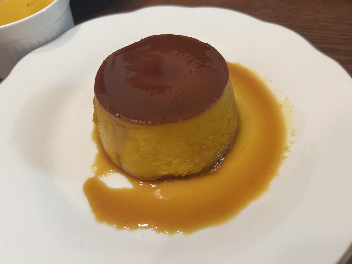 お菓子あげるので可愛い子にイタズラして欲しいです
キョンシーとシスター服は用意します