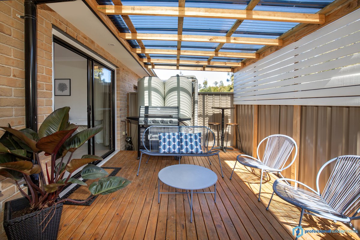 Profholhomes's tweet image. 🏠 Alkira | 🛏️ 3 | 🛁 2 | 👤 9

📍 120 The Lake Cct, Culburra Beach

Rest and recalibrate in this sun soaked villa, where relaxation and rejuvenation await.

🌐 professionalholidayhomes.com.au/accommodation/…
📞 (02) 9194 4411 (Option 2)⁠
✉️ enquiries@professionalholidayhomes.com.au

#Alkira #PHH