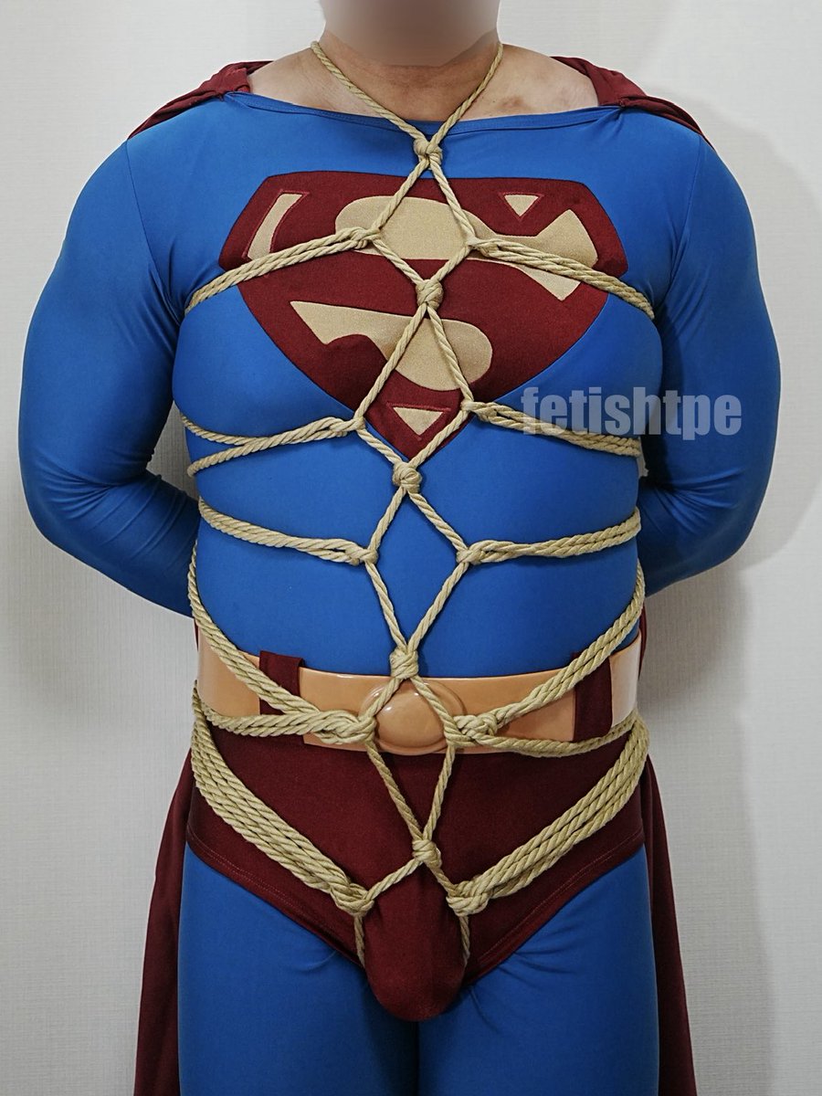 ピッククリプトナイトのパワーでピンチ逆転。悪は縛られたのだ。

悪: <a href="/SuperSpandeXFit/">SuperSpandeXFit</a>