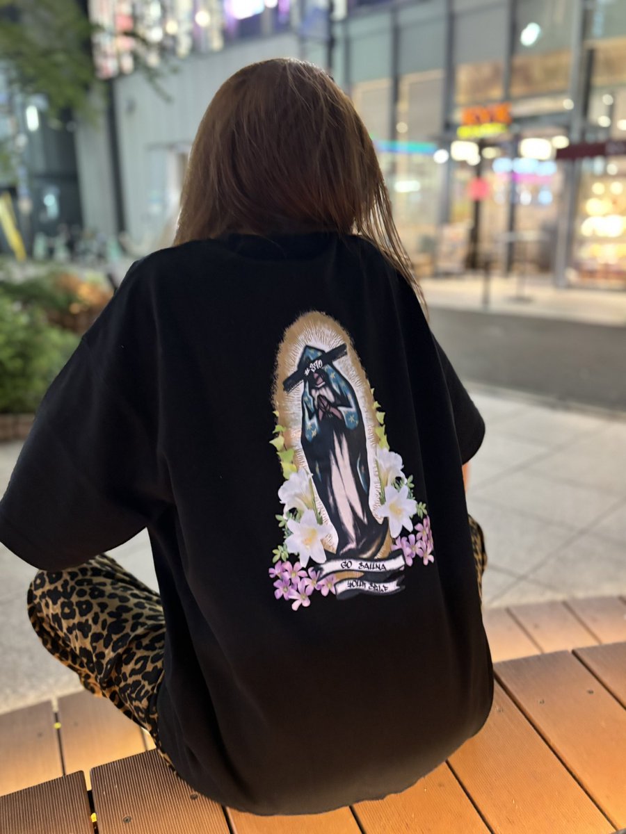 Cba37c's tweet image. まじかわいすぎるマリアTしゃつ！サウナTあんま着やんけどおきにすぎて着まくってる☺️
 #threeseventy_370

写真撮ってもろたらやたらエモくてモデルみたい🥰めっちゃ載せる。