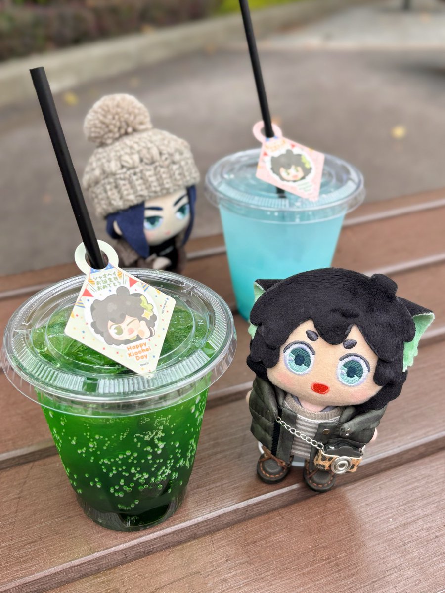 ten_23n's tweet photo. 早起きして仕事前に羅小黒戦記のコラボドリンク飲んできましたー！
お誕生日タグ可愛過ぎる…！ https://t.co/mQU5mRnkSS