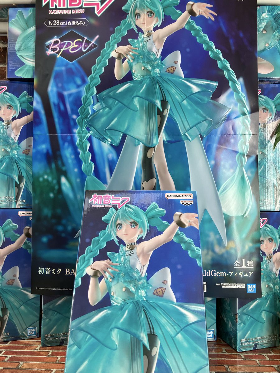 😆景品入荷情報😆 『初音ミク BANPRESTO EVOLVE Clearluxe-EmeraldGem