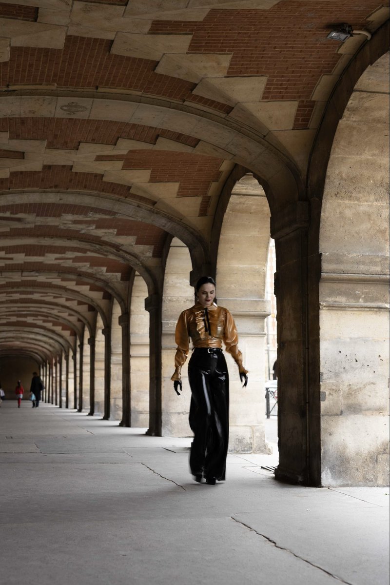 DominatrixDeva's tweet image. Let’s normalise latex in everyday life.