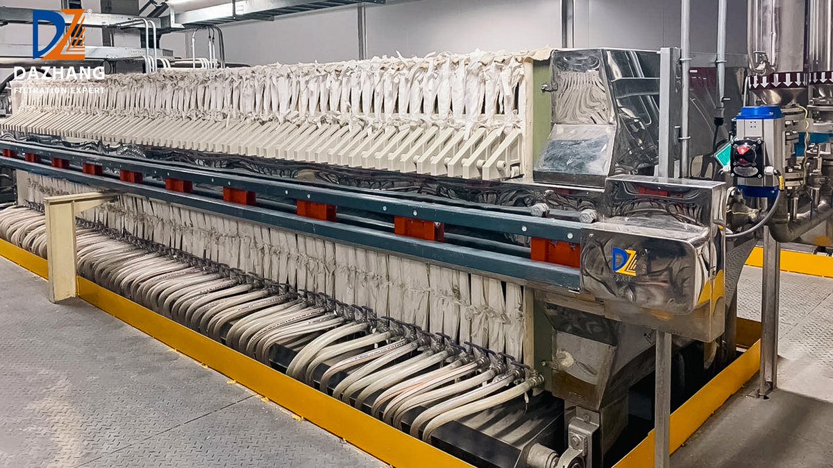 shdzep's tweet image. DZ Chamber/diaphragm filter press, with the frame wrapped in stainless steel. It is applicable to the food, beverage and pharmaceutical industries.  🥤💊

#filterpress #pressfilter #watertreatment #sludgedewatering #automaticsystem