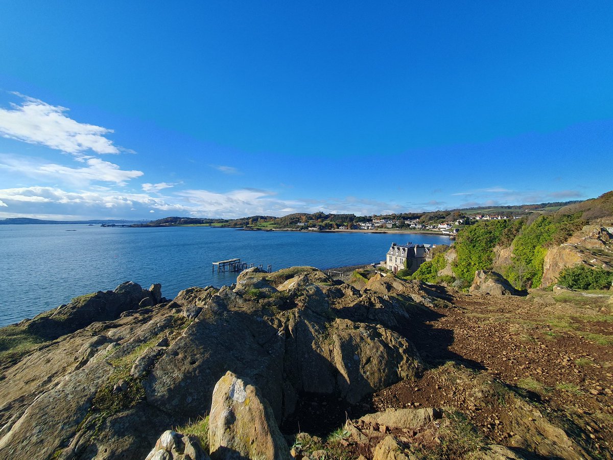 563 Aldo (@563aldo) on Twitter photo #fingerpostfriday 
A grand day out on Wednesday with superb weather ๐ค ๐ 
Train from Penrith to Edinburgh then Aberdour and walked the Fife Coastal Path to Burntisland.
A great find - Sands a Place by the Sea cafรฉ for a superb breakfast ๐ 
#Kingdomoffife
<a href="/welcometofife/">Welcome to Fife</a> #fingerpostfriday 
A grand day out on Wednesday with superb weather ๐ค ๐ 
Train from Penrith to Edinburgh then Aberdour and walked the Fife Coastal Path to Burntisland.
A great find - Sands a Place by the Sea cafรฉ for a superb breakfast ๐ 
#Kingdomoffife
<a href="/welcometofife/">Welcome to Fife</a>