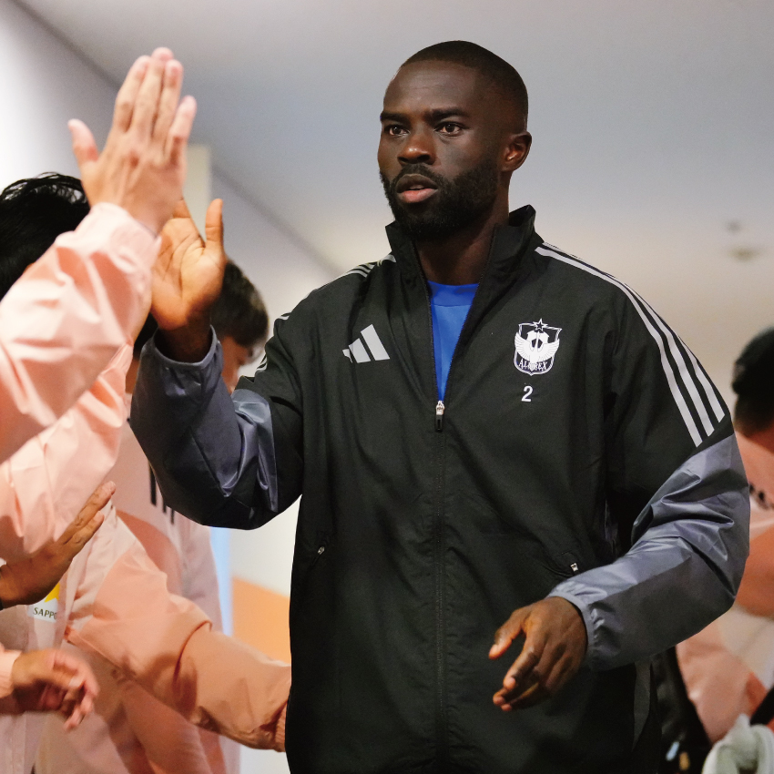 青森山田　メンバー限定　選手権入場アンセムジャケット 🆕11/7 [金] 新グッズ情報 今シーズン、選手がピッチに入場する際に