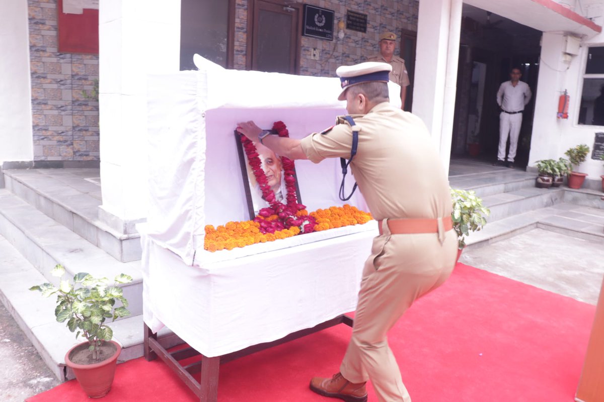 DIG Range Agra tweet media