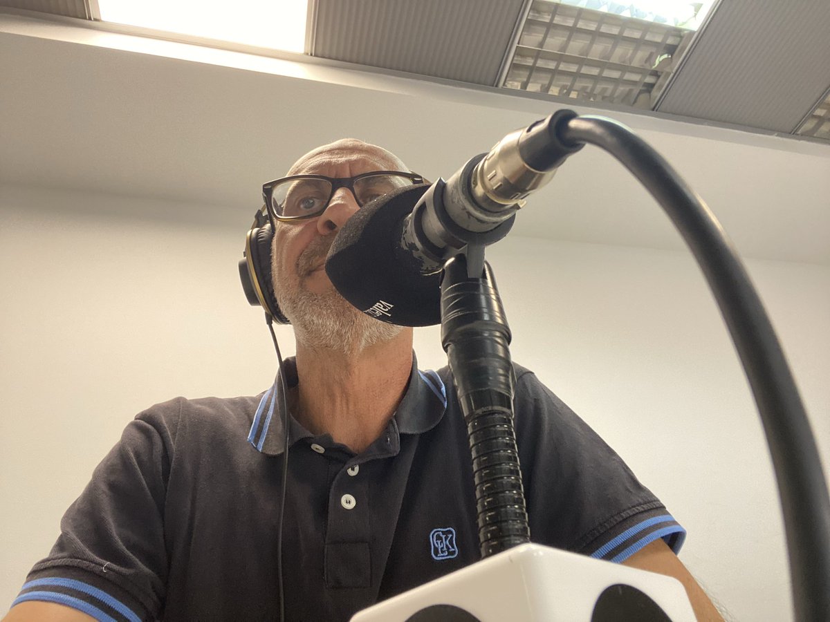 🚩Tienes más privilegios que un político!
🚩La casta política es una especie invasora y depredadora!
(…)
🫣 Ya tardan en regular el uso de la palabra política/o
Tengo claro cuáles son las prioridades de los mal llamados servidores públicos (de lo suyo = político)
#FelizJaloguin