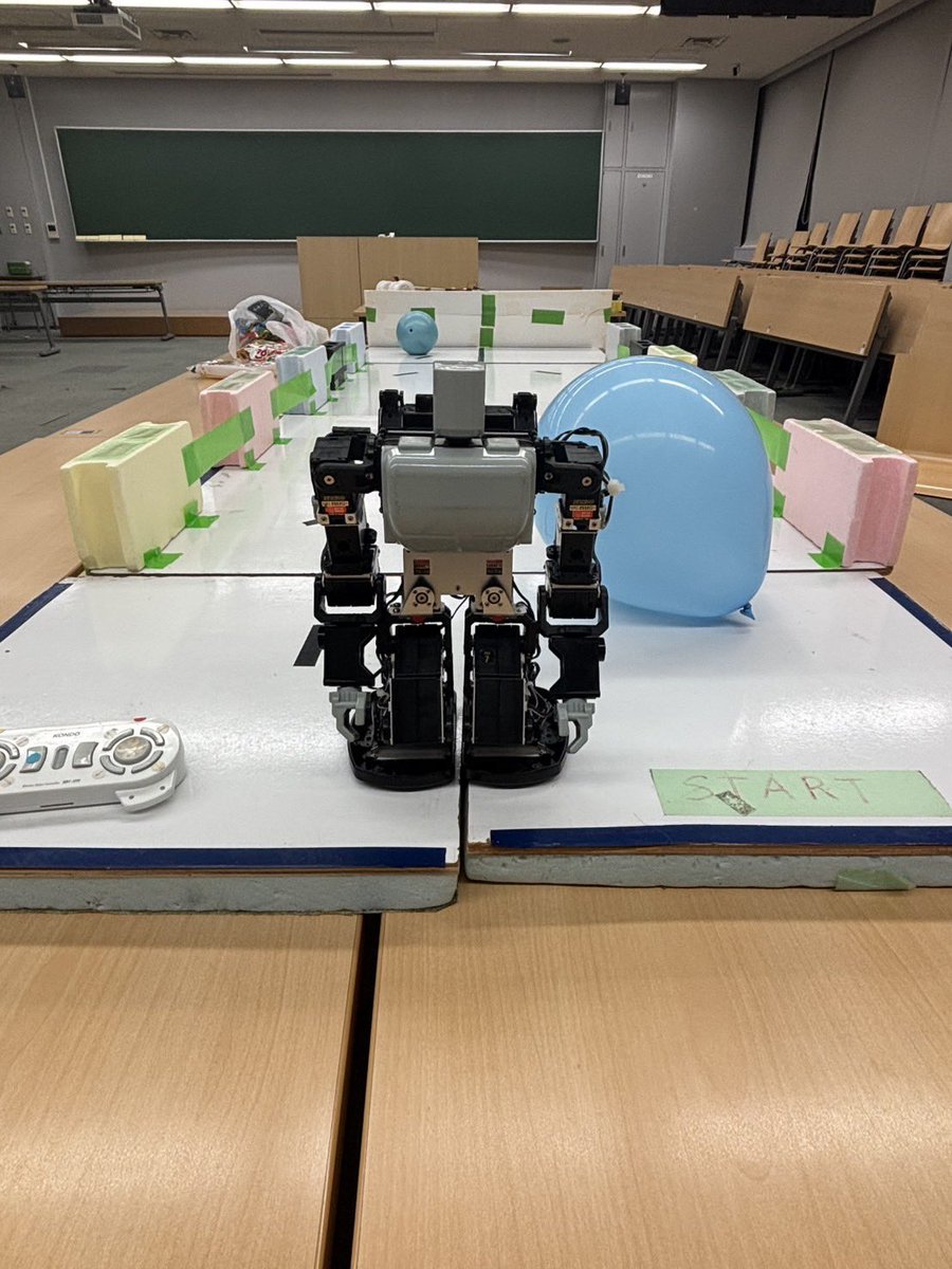 CstMechatronics's tweet photo. 11/1、11/2いよいよ桜理祭です！

我々メカトロニクス研究会では四足歩行ロボ、二足ロボやドローンの操作体験
ハンドロボや火星探査ローバーの展示などを予定✨
また、3Dプリンターで造形されたフィギュアやキーホルダーなどの物販も行います

14号館4階まで是非お越しください🌸

 #桜理祭  #日大理工 https://t.co/R8jwlCUQ22