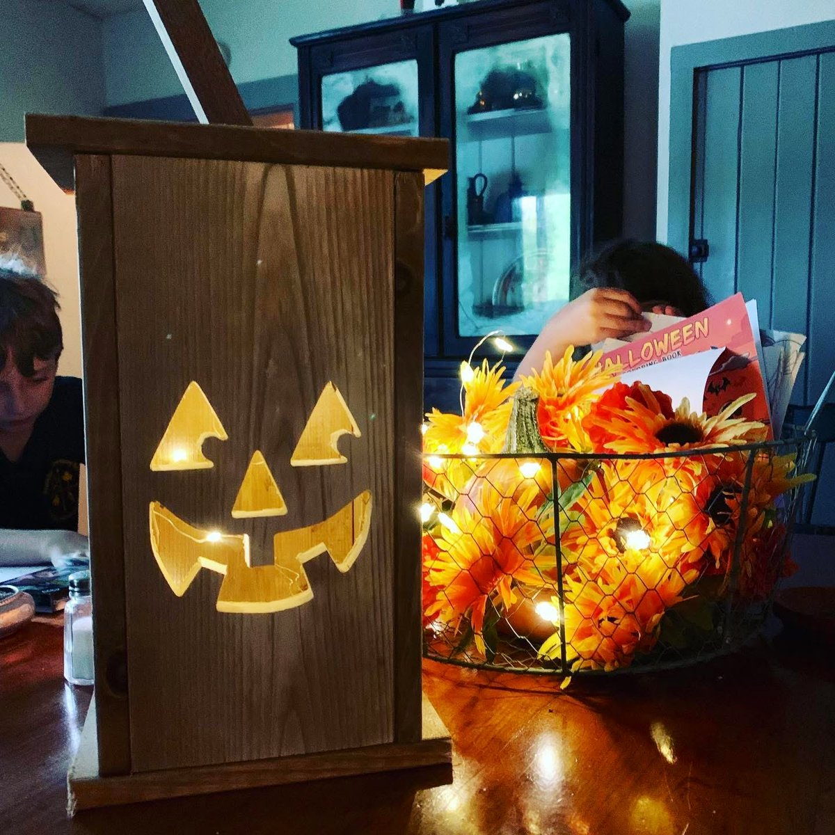 Views don’t equal d0nations.

D0nations equal d0nations.

Please give.

Happy #Halloween! 

#MutualAid