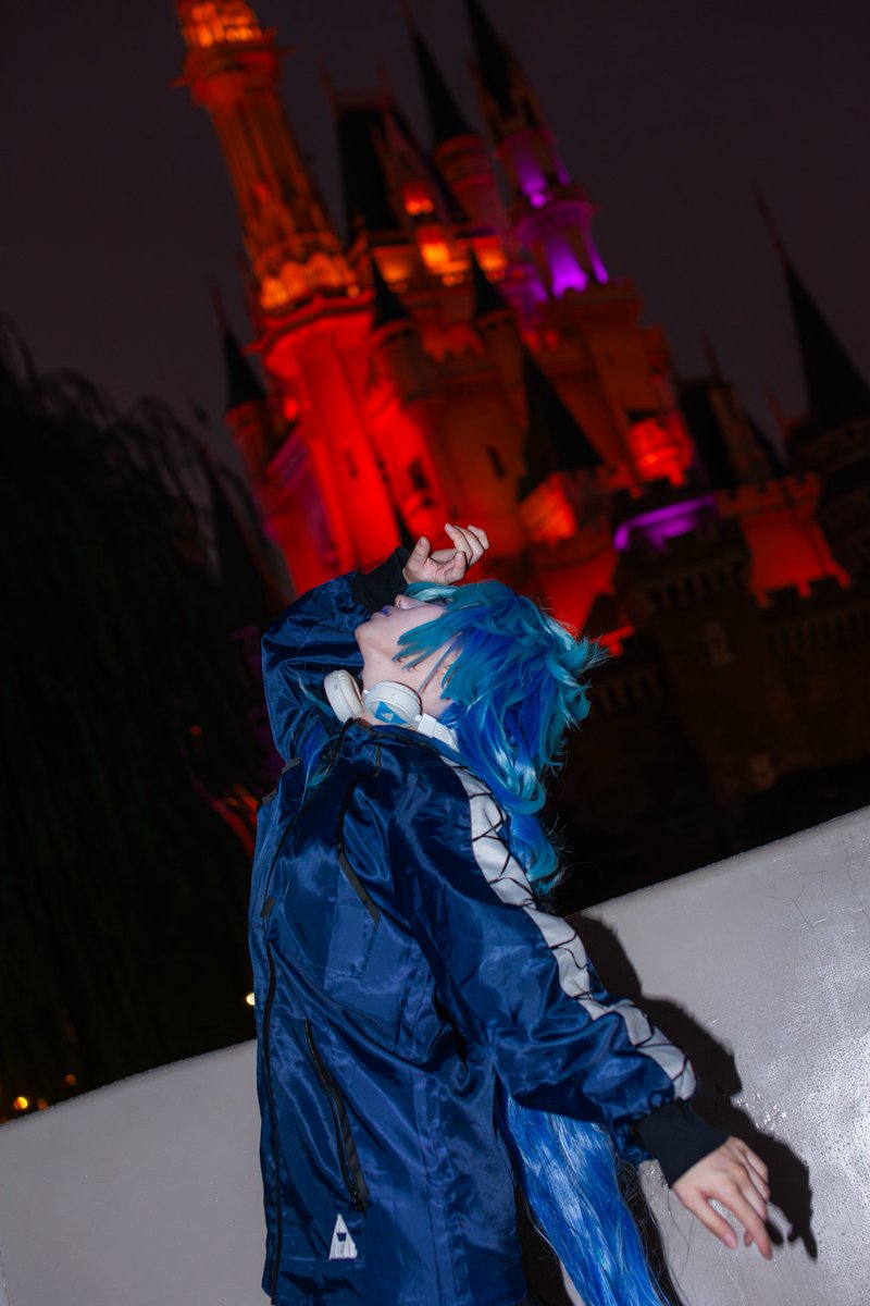 逃げたって無駄だよ。
この恐怖はどこまでも追ってくる……君の悲鳴が響くまで
　
 #Dハロ仮装2025  #Dハロツイステ仮装