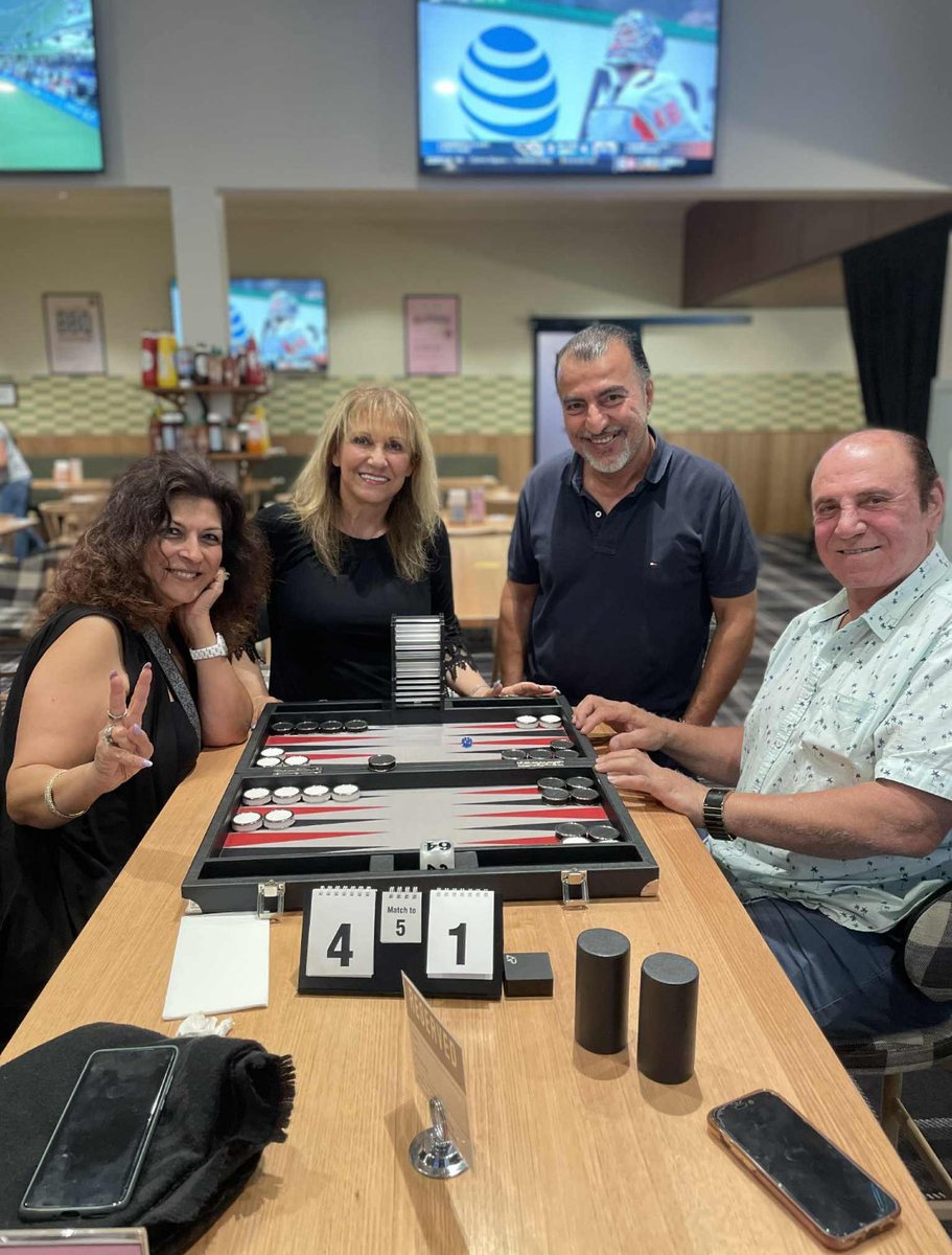 AuBackgammon's tweet image. Life is too short to not be playing backgammon on a Sunday ☀️ 
Where : The Backgammon Cafe [aka Counter Eatery Cafe ☕️ ] next door to the Mighty Merrimac Tavern 
Time : 10 am - 1.30 pm 
Lots of fun 🤩, laughter, meeting new friends and bloody good quality backgammon