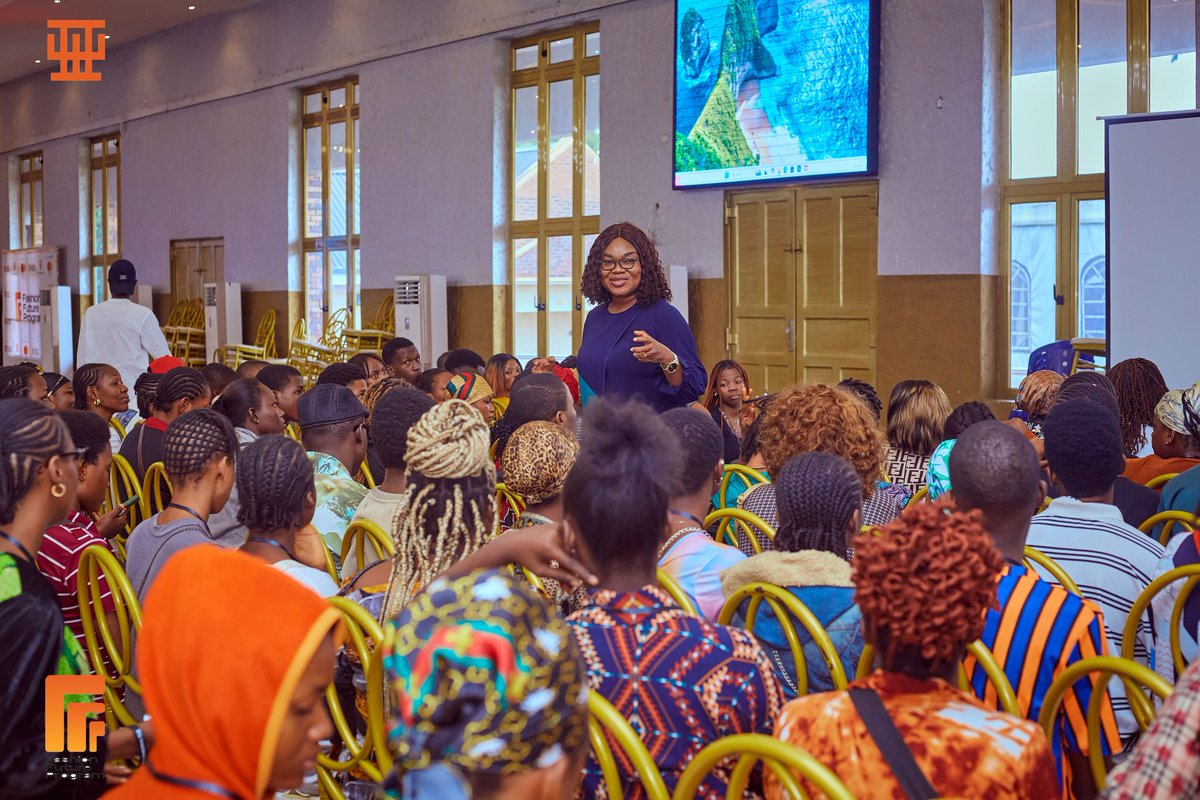 fashionfuturep's tweet image. Started with registration tables, ended with inspiration overload.
Cohort 4 came ready, not to wait for change, but to be it.
#FFPCohort4 #OrientationWeek #FashionFutureProgram