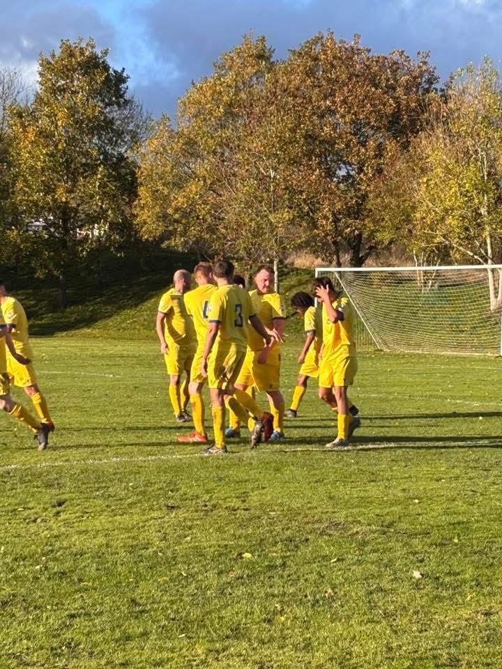 RhosAelwydFC's tweet image. Senior Match-day details this weekend 🎃:

🆚 Llanrhaeadr YM (A)
⏰ 14:00 KO
📍Recreation Ground
🏆@ArdalNorthern North East

🆚 Llay Welfare Res (H)
⏰ 13:45 KO
📍 Ponciau Banks🍂
☕️ Tea Hut open
🏆 North East Wales Reserve League

📲| Live Updates - Cymru App both games 

#Rhos