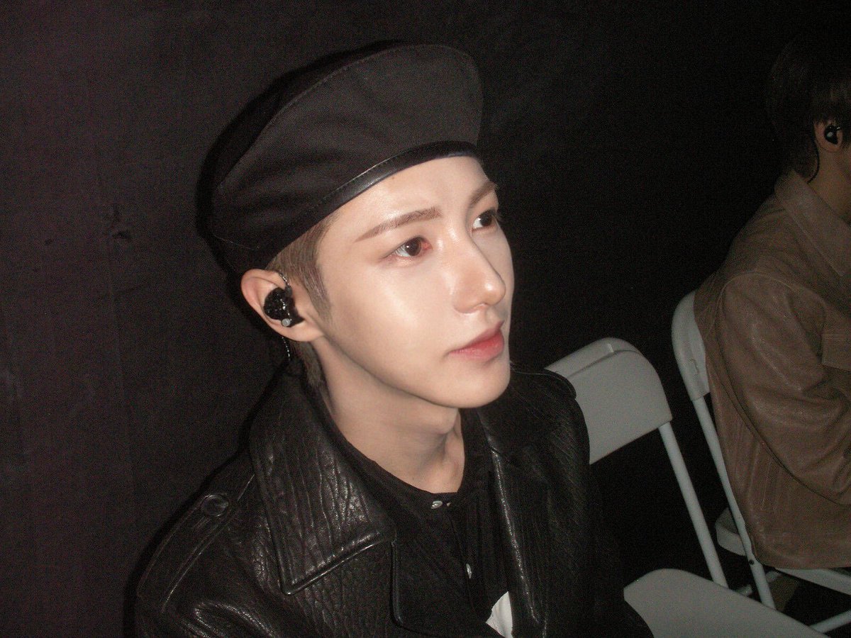 🦋 

251031 XHS #RENJUN #런쥔